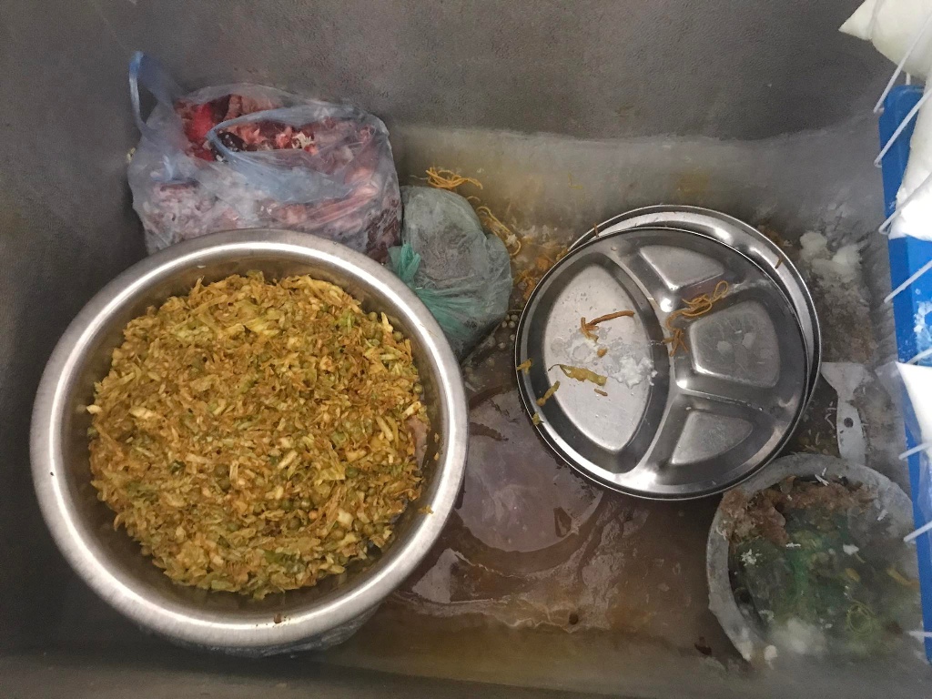 सुध्रिएन राजमार्गका खाना, अधिकांश फोहरी होटल, कारबाही थालियो