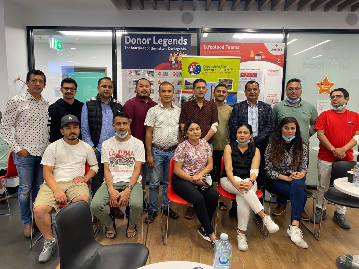 अष्ट्रेलियामा सामाजिक काममा जुटे नेपाली, रगत अभाव हुन नदिन रक्तदान 