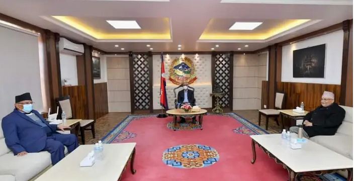 एक्लिँदै माधव नेपाल, बालुवाटार बैठकमा बोलाईएन 