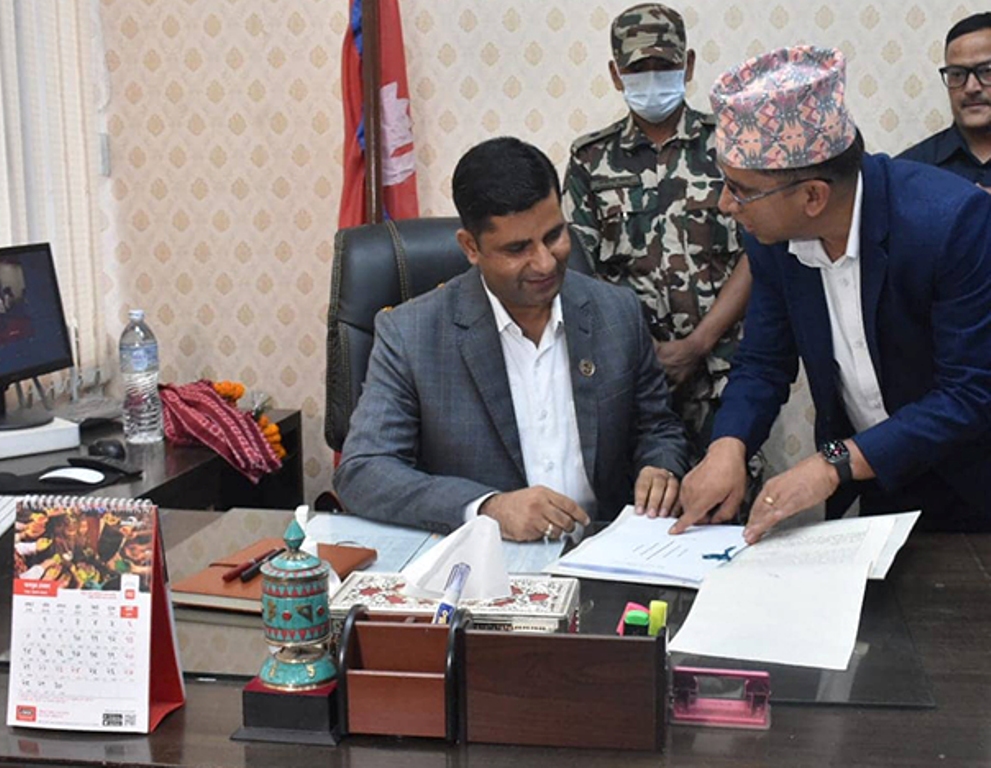 नयाँ मन्त्रीको योजना : इम्बोस्ड र स्मार्ट लाइसेन्सबारे अध्ययन गर्ने