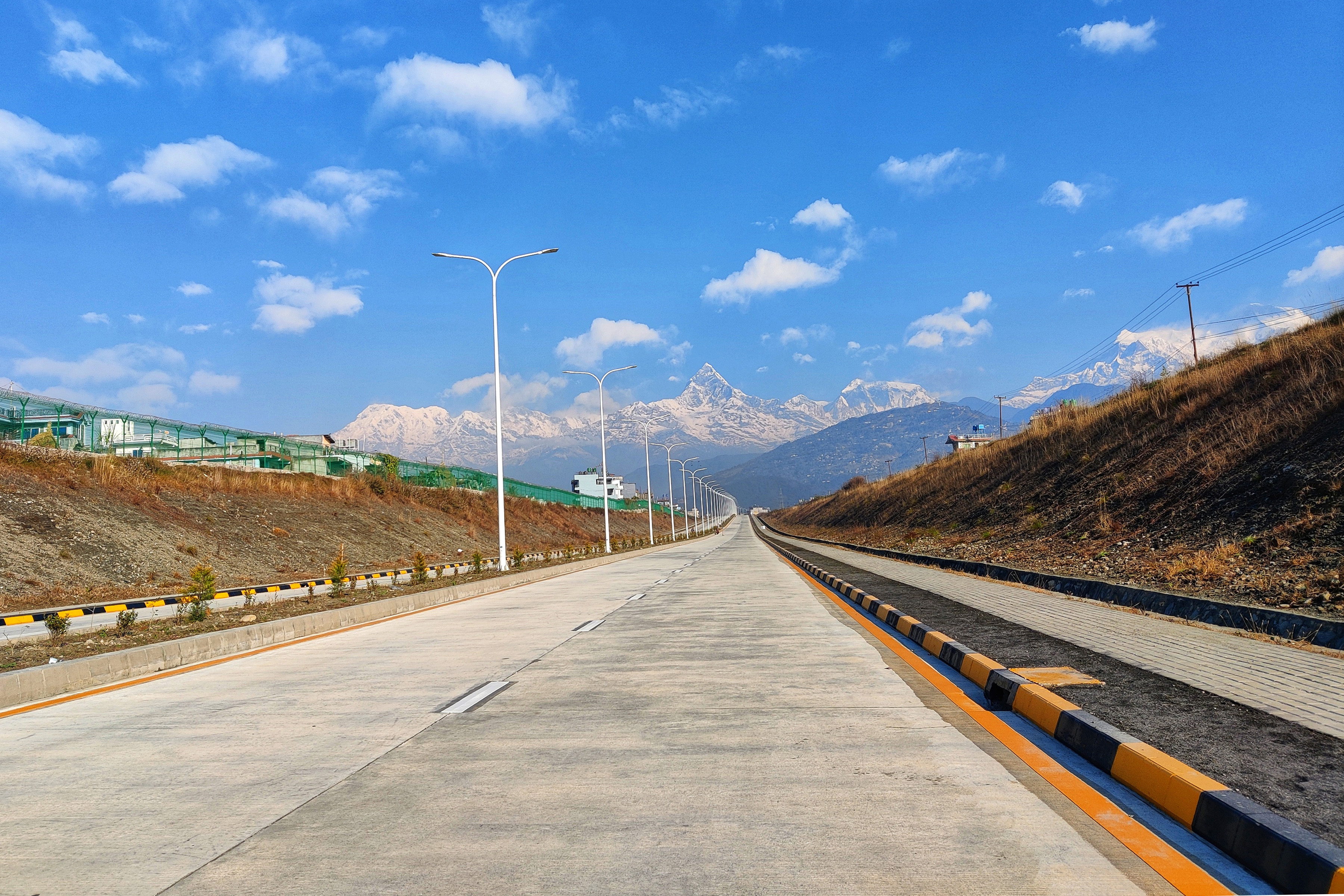 शब्द चित्रमा नेपाल, भूगोल, कला संस्कृति र रहनसहन (फोटो फिचर)