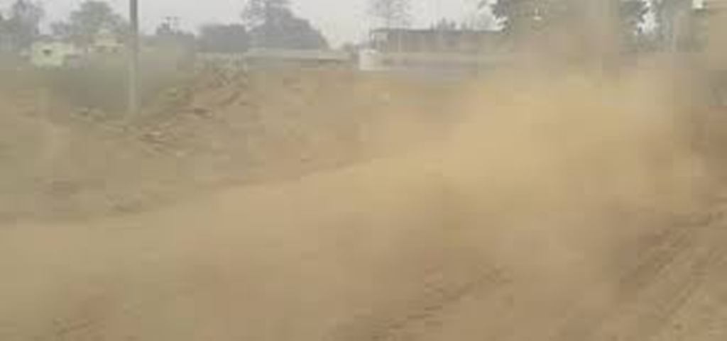 दुलेगौडा–कोत्रे सडक : घाम लाग्दा धुलो र पानी पर्दा हिलो