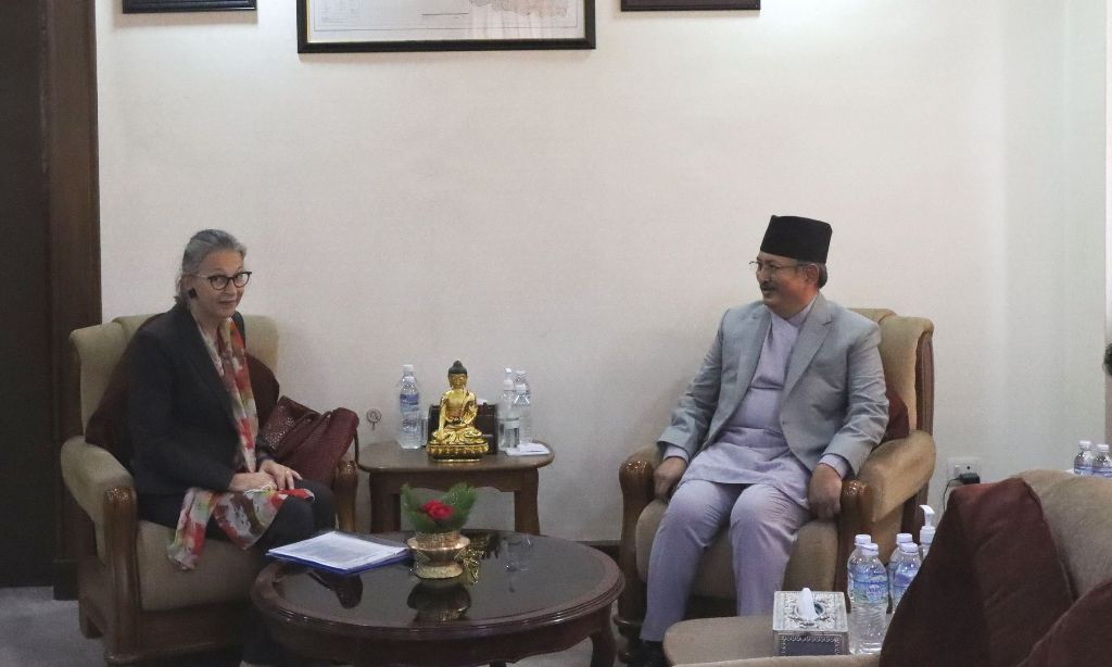 भियानमा हवाइ उडानबारे गृहमन्त्री र अष्ट्रियाका राजदूतबीच छलफल