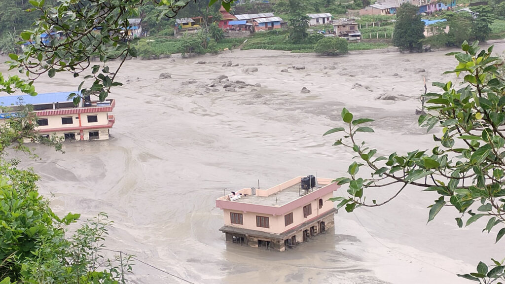 खोला नियन्त्रणका लागि गरिएको करोडौँ लगानी फेरि खोलामै