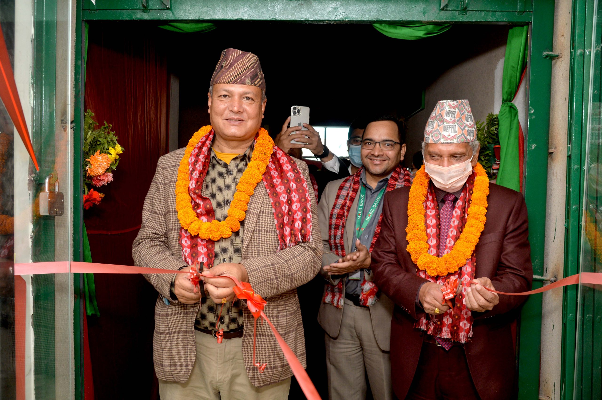 नबिल बैंकले एकसाथ गर्यो ४ नयाँ शाखाको उद्घाटन