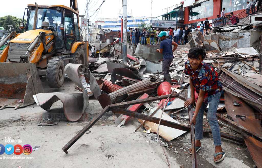 अवैध संरचना भत्काएपछि २५ प्रतिशत पार्किङ समस्या समाधान हुने