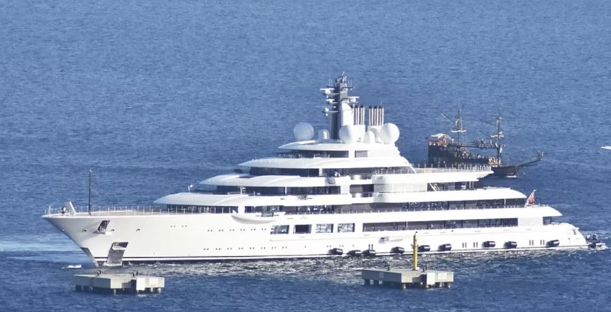 इटालीद्धारा ५३ करोडको रुसीे जहाज जफत