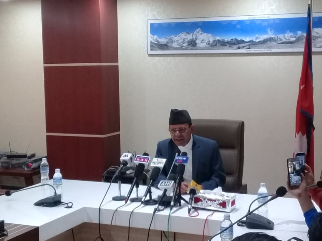 पार्टी महामन्त्रीमा पराजय वेहोरेका रक्षामन्त्री डा रिजालद्धारा राजीनामा