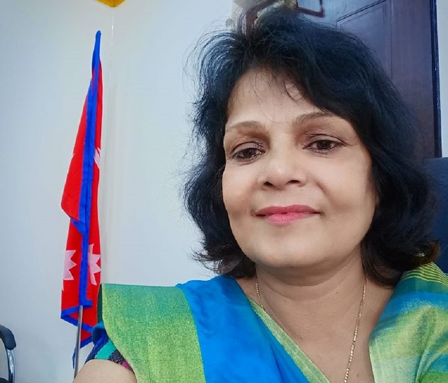 सवारीसाधन व्यवस्थित बनाउन व्यवसायीलाई मन्त्री यादवको ध्यानाकर्षण 