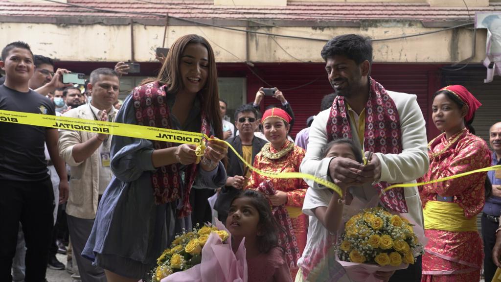 ललितपुरको ग्वार्कोमा मल्टीब्राण्ड सपिङ्ग स्टोर बिग डिजिटलको शुभारम्भ