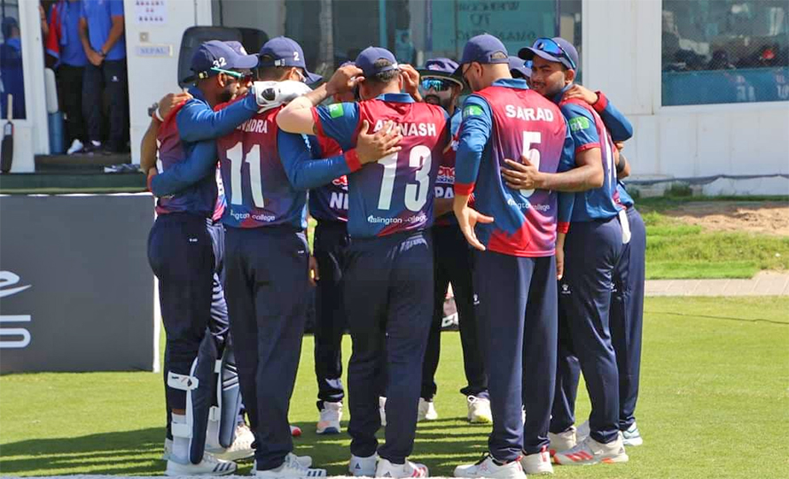 नेपालले पायो १९३ रनको लक्ष्य 