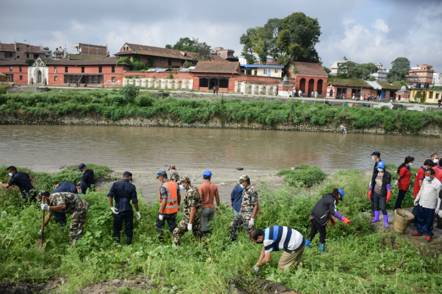 दुई मेट्रिक टन फोहर व्यवस्थापन