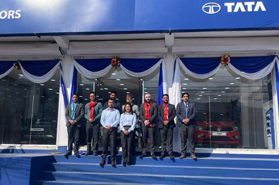 टाटा मोटर्सको नयाँ शोरूम  बनेपामा