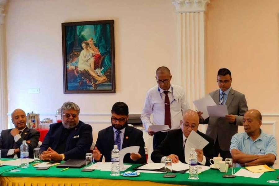 हिमालयन र एभरेष्ट इन्स्योरेन्सबीच मर्जर सम्झौता