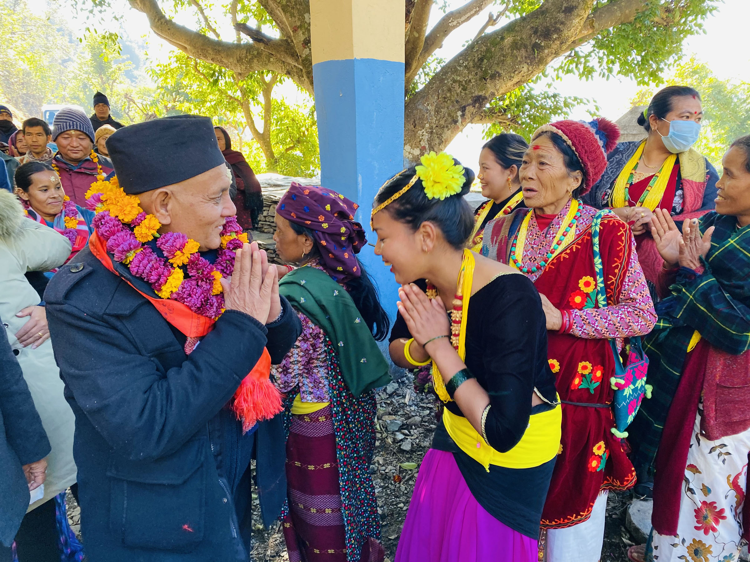 शब्द चित्रमा नेपाल, भूगोल, कला संस्कृति र रहनसहन साँच्चै लोभलाग्दो छ 