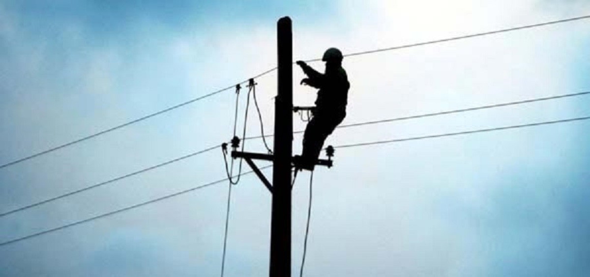 मधेसमा विद्युत् महसुल नतिर्ने १२ हजार ८३३ ग्राहकको लाइन काटियो