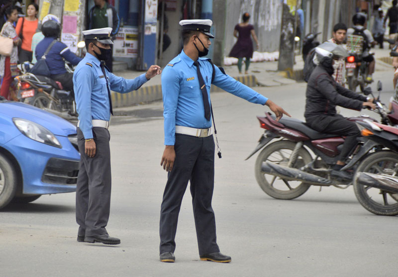 खोटाङ ट्राफिकले ३९ लाख राजस्व उठायो