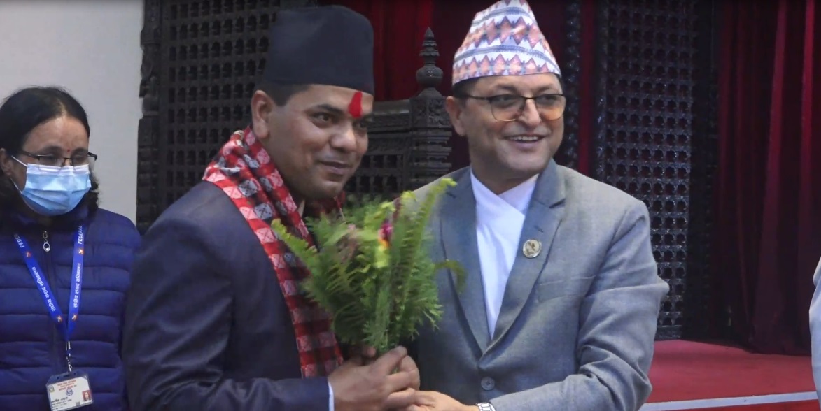 नवनिर्वाचित सभापतिहरुद्वारा शपथ ग्रहण 