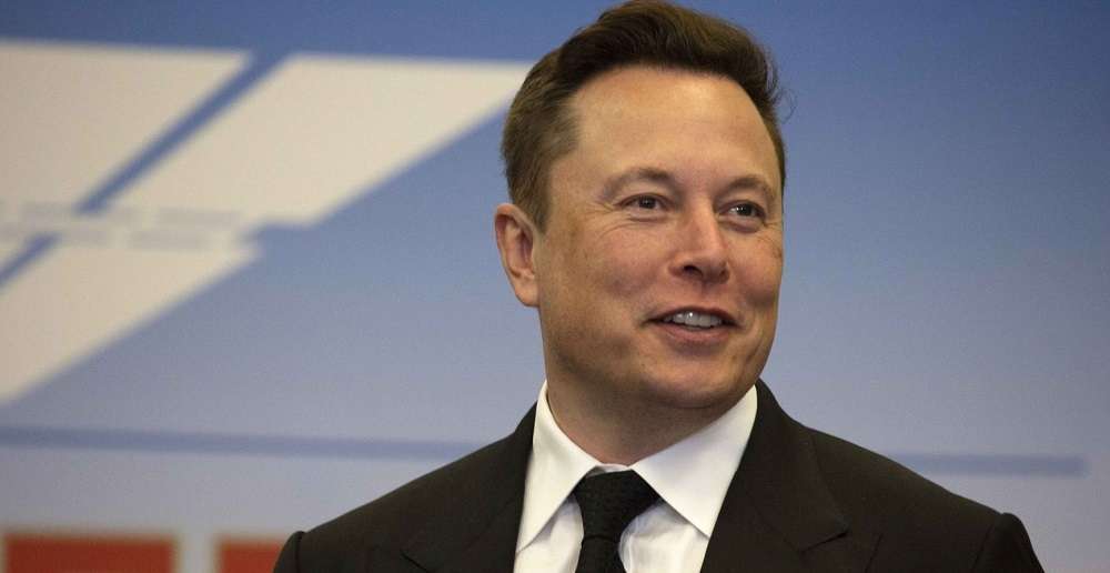 कर्मचारीहरुले हप्तामा ४० घण्टा कार्यलयमै आएर काम गर्नु पर्नेः इलोन मस्क