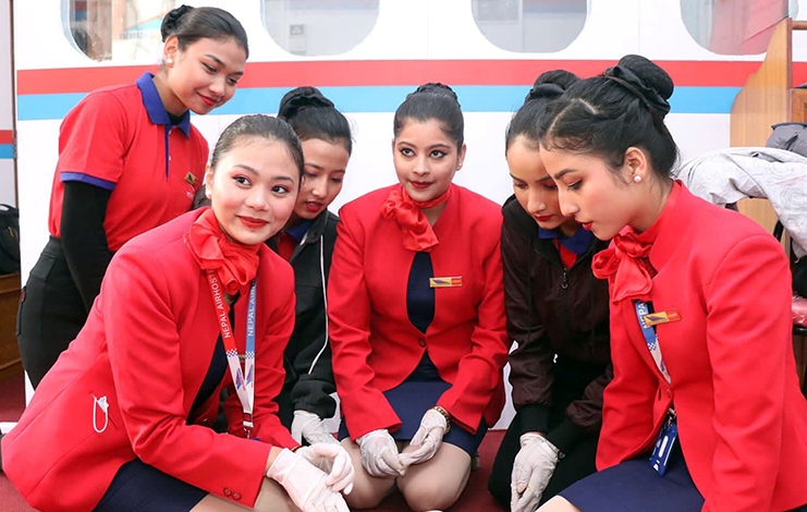 एयर होस्टेस विधामा ५५ जना दीक्षित