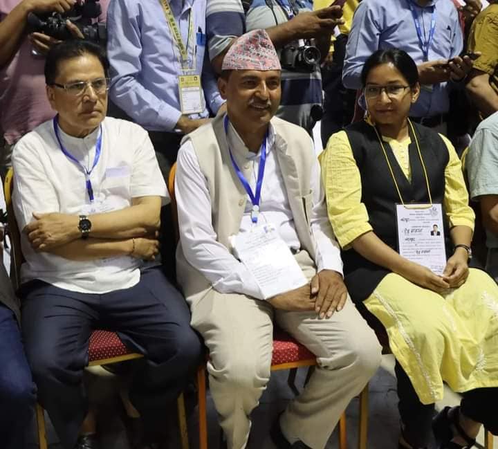 भरतपुर अपडेट  :  सुवेदीको अग्रता, रेनु ४ मतले पछि, भुईकटहरको ७ मत