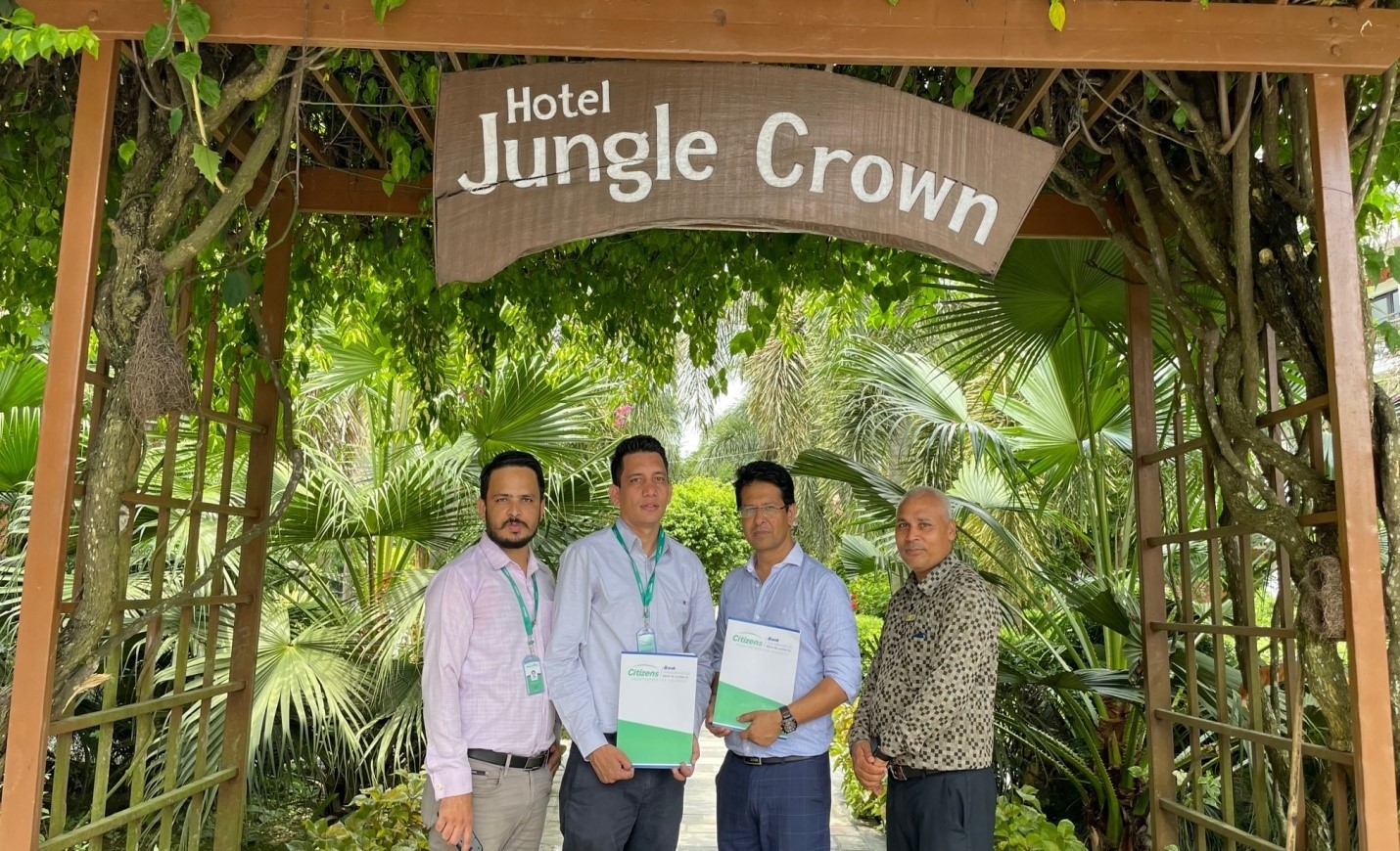 सिटिजन्स बैंक र होटेल जंगल क्राउनबीच छुट सम्बन्धी सम्झौता 