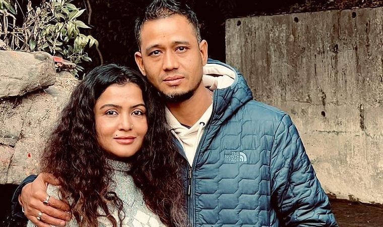 रेखा थापाको विवाह सम्पन्न, नयाँ श्रीमान पर्यटन व्यवसायी