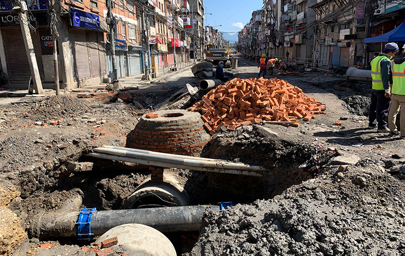 जबर्जस्ती सडक खनेमा कारबाही हुने, कहिलेदेखि हुँदैछ लागु ? (सूचनासहित)