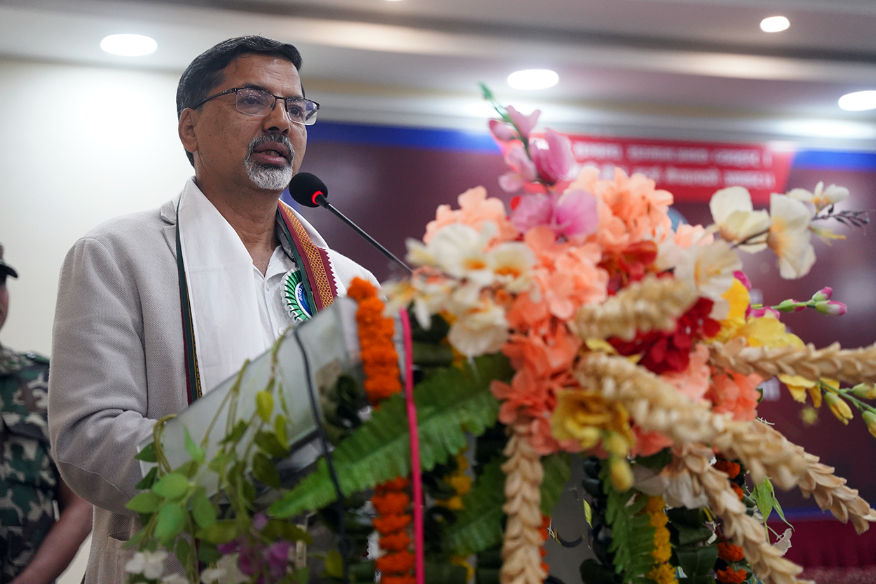 अर्थमन्त्रीद्धारा वीरगञ्ज चिनी उद्योगको निरीक्षण