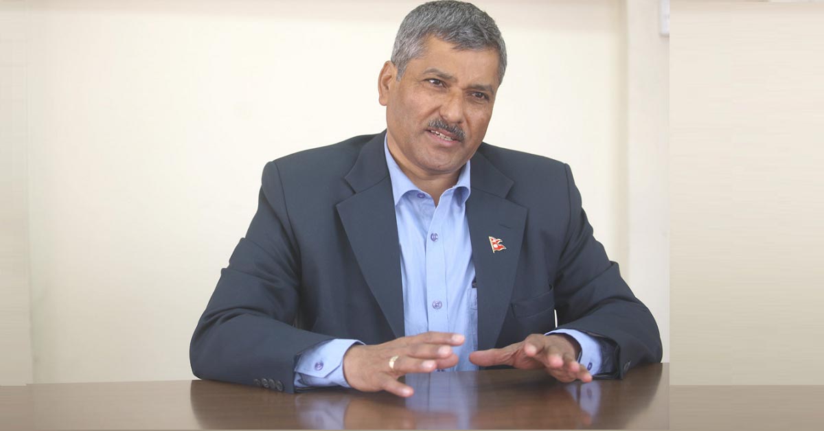 राजीनामा दिन गभर्नर अधिकारीलाई चौतर्फी दवाव, किन गएनन् कार्यक्रममा ?