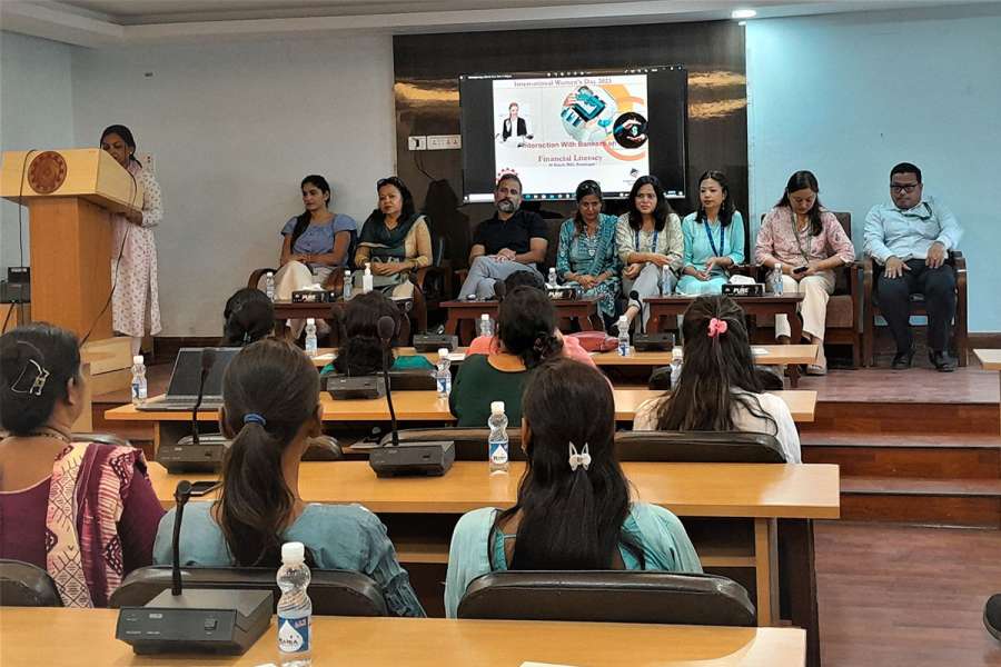 महिला उद्यमी र व्यवसायीहरुका लागि वित्तीय साक्षरता 