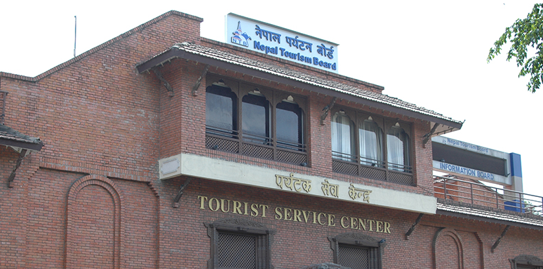 कोभिड कहरपछि जुर्मुराउँदै पर्यटन, व्यवसायीहरु उत्साहित 