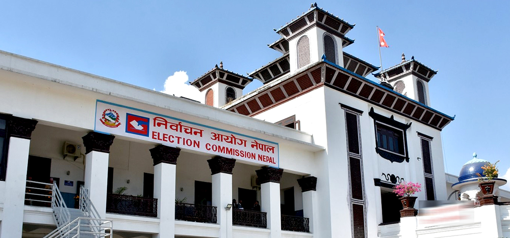 स्वतन्त्र उम्मेदवारहरुको हो भनेर लौरो चिन्हमा गरेको प्रचार रोक्न आयोगको निर्देशन