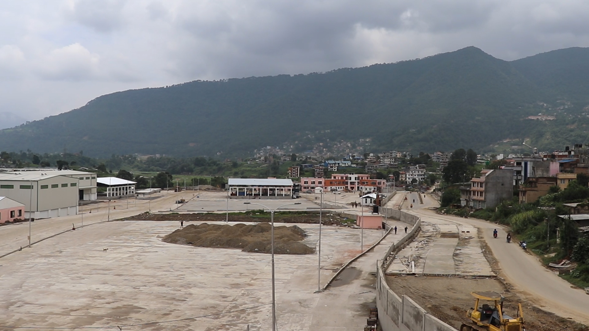 चोभार सुख्खा बन्दरगाह : तीन महिनामा १६ कन्टेनरमात्रै भित्रियो, समस्या समाधानका लागि सुझाव समिति बनाउन निर्देशन