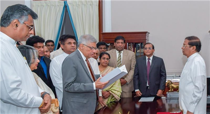 श्रीलंकाको नयाँ प्रधानमन्त्रीमा रनिल विक्रमासिंघे नियुक्त  हुँदै