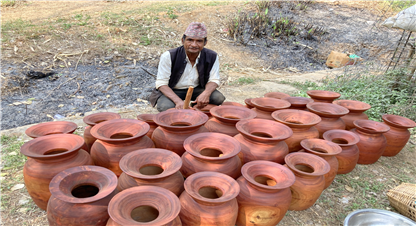 चैते दशैँ सकियो : बिकेनन् चुँदाराका  ठेकी...